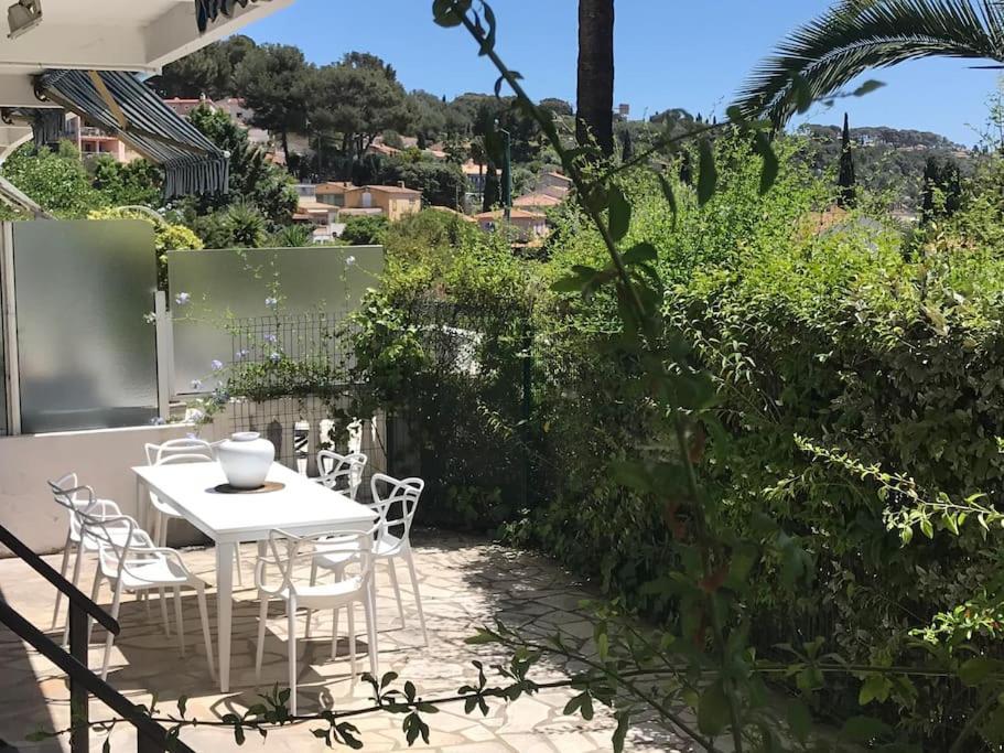 Bandol Roc Beach Vue Mer Grand T3 Face A La Plage Avec Parking Εξωτερικό φωτογραφία