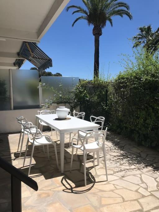 Bandol Roc Beach Vue Mer Grand T3 Face A La Plage Avec Parking Εξωτερικό φωτογραφία