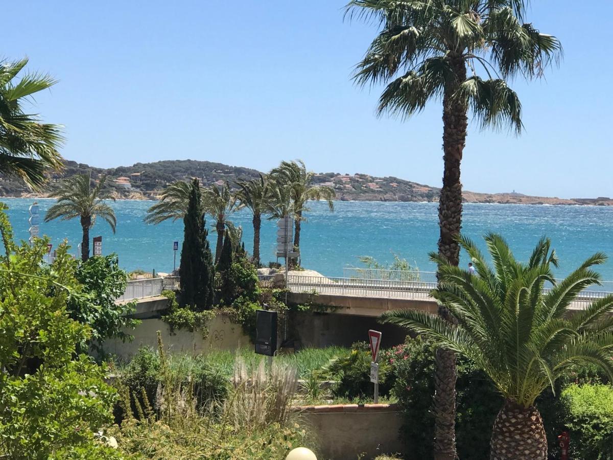 Bandol Roc Beach Vue Mer Grand T3 Face A La Plage Avec Parking Εξωτερικό φωτογραφία